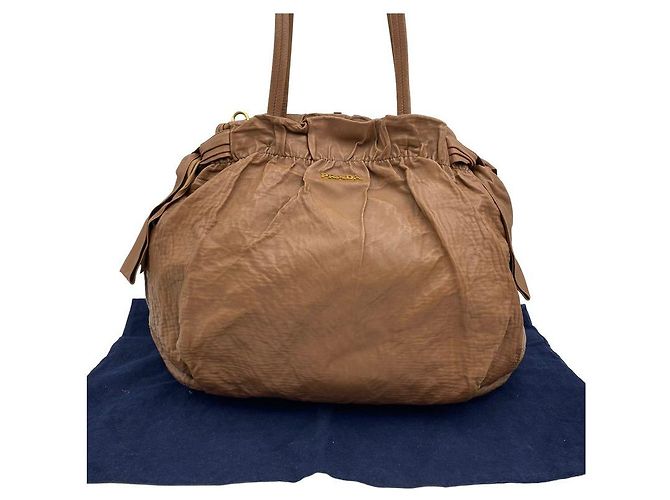 Prada Borsa Tote e Borsa a Tracolla in Pelle Nappa con Nastro, Marrone - vista 11