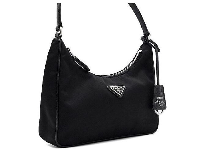 Prada Borsa Tote Hobo Re-Edition in nylon - vista 3