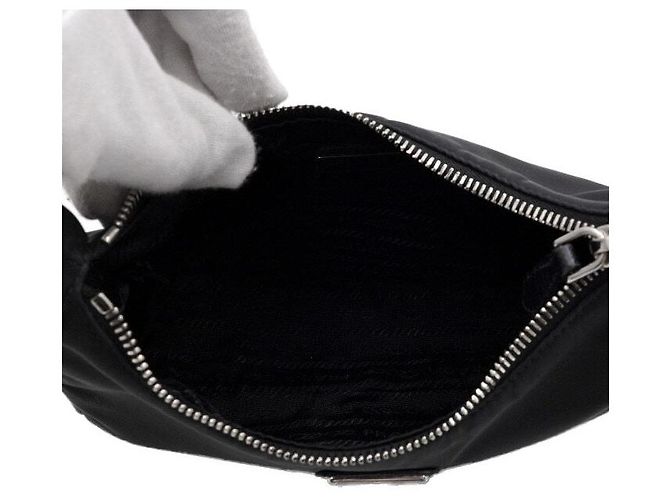 Prada Borsa Tote Hobo Re-Edition in nylon - vista 5