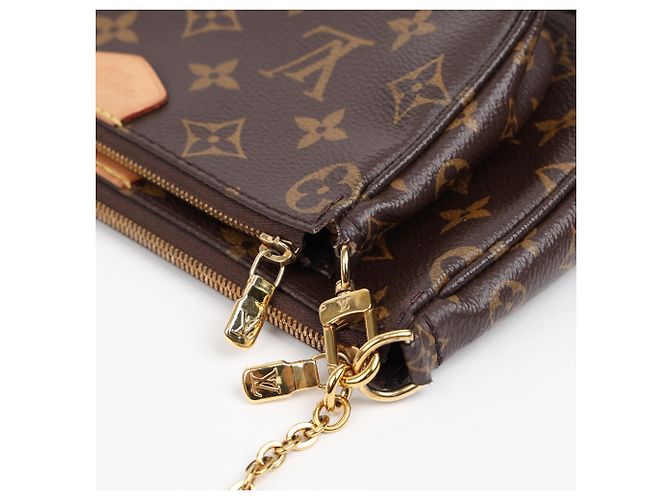Louis Vuitton Multi Pochette Accessories Monogram Rose Claire - vista 12