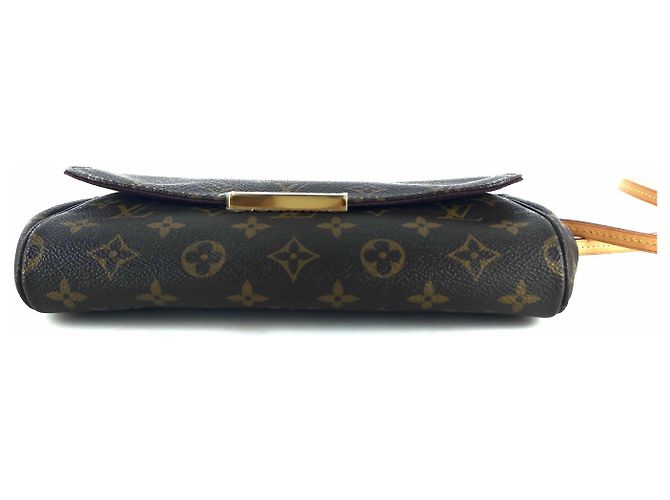 Louis Vuitton Monogram Favorite Crossbody - vista 4