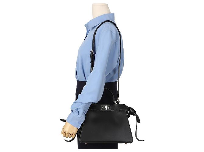 Fendi Peekaboo Small in vitello nero - vista 10