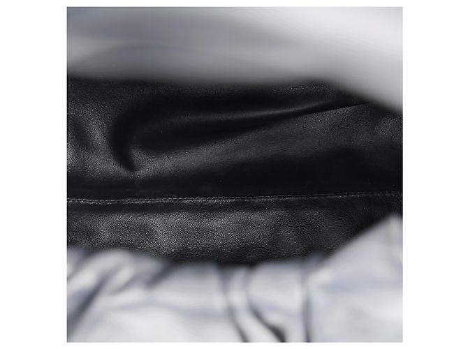Bottega Veneta Borsa a tracolla Pouch in pelle nera - vista 11