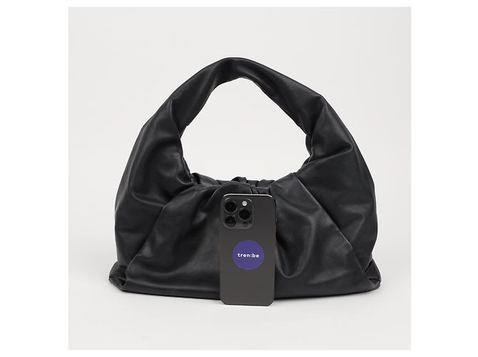 Bottega Veneta Borsa a tracolla Pouch in pelle nera - vista 12