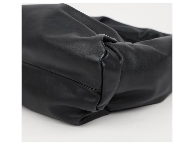 Bottega Veneta Borsa a tracolla Pouch in pelle nera - vista 8