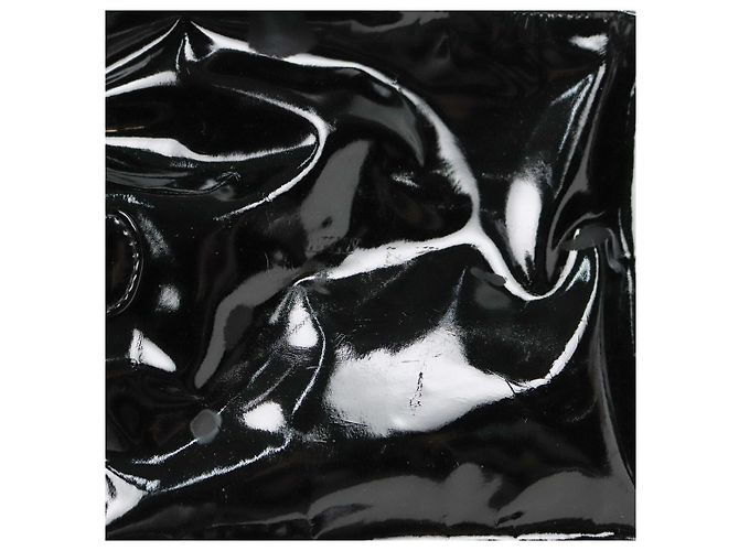 Chanel Bolsa de ombro bucket em verniz preto - vista 7