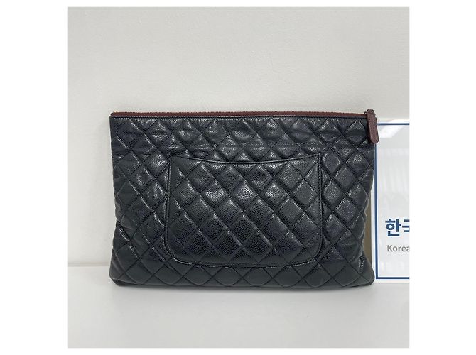 Clutch Chanel Caviar Large Nera in Pelle - vista 6