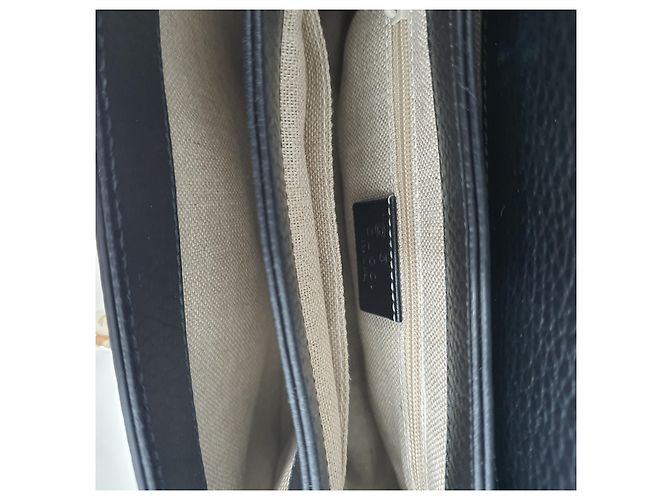 Gucci Mini Bolsa de Ombro e Crossbody com Corrente Dourada e GG Entrelaçado - vista 5
