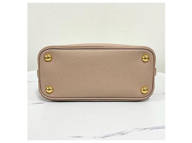 Prada Borsa Tote Piccola e Borsa a Tracolla Martine in Saffiano - vista 12