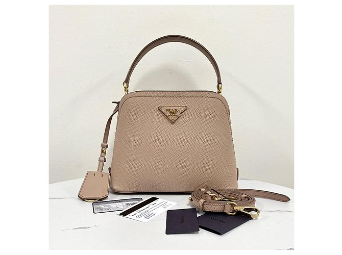 Prada Borsa Tote Piccola e Borsa a Tracolla Martine in Saffiano - vista 5