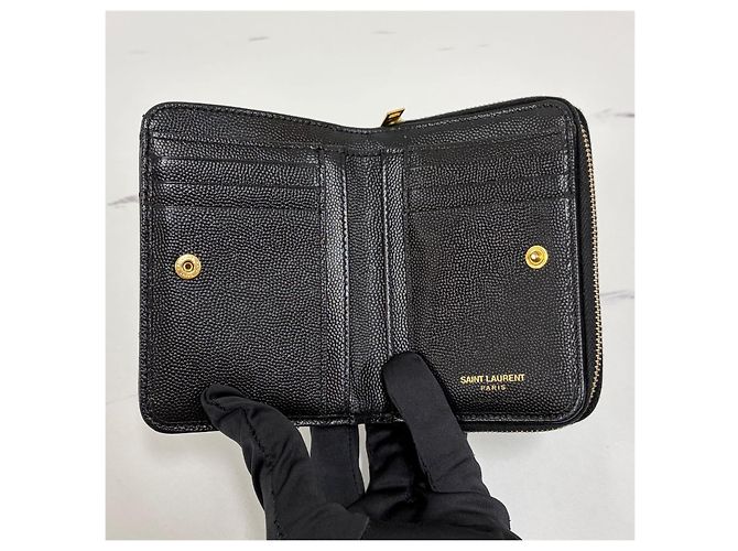 Autre Marque Cartera Compacta con Cremallera Monogram Negra - vista 9