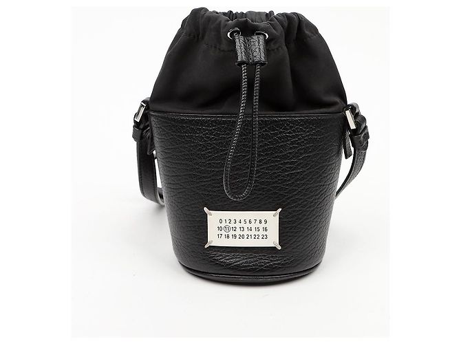 Maison Martin Margiela Micro-Leder Bucket Shoulder Bag Schwarz - Ansicht 2