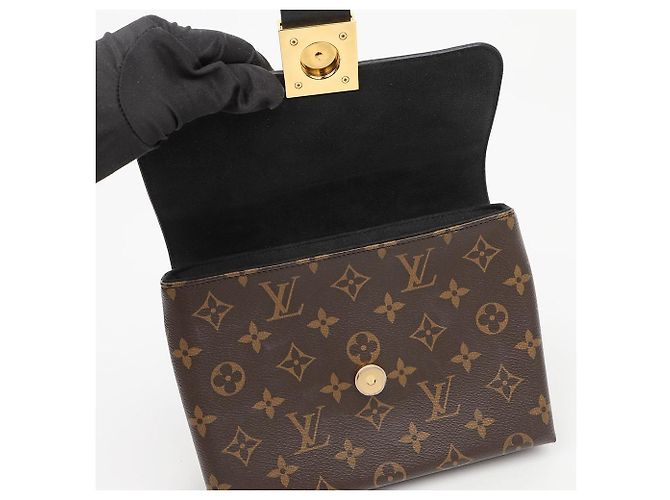 Louis Vuitton  mala de ombro Rocky BB Monogram Canvas para mulher Preta - vista 10
