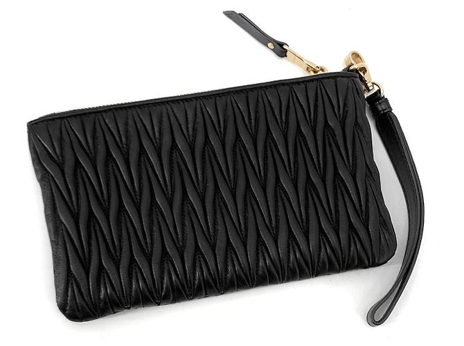 Miu Miu Clutch Matelassé con Tracolla - vista 10
