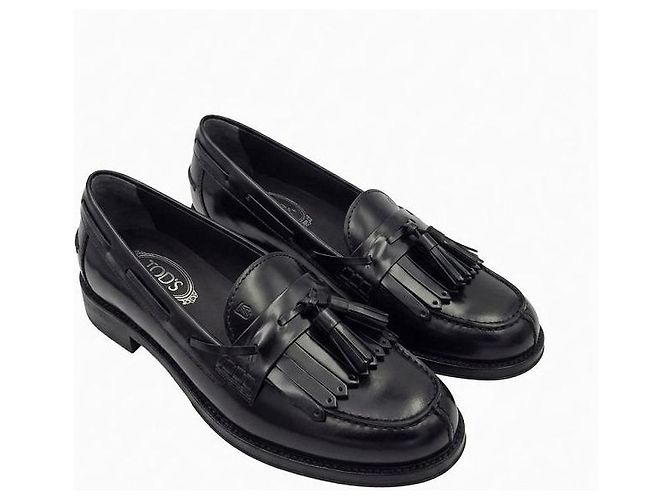 Tod's Mocassini in vernice con nappe e frange Nero - vista 2