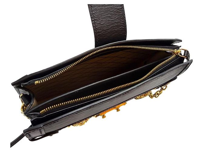 Louis Vuitton Clutch Crossbody Trunk Nera - vista 7
