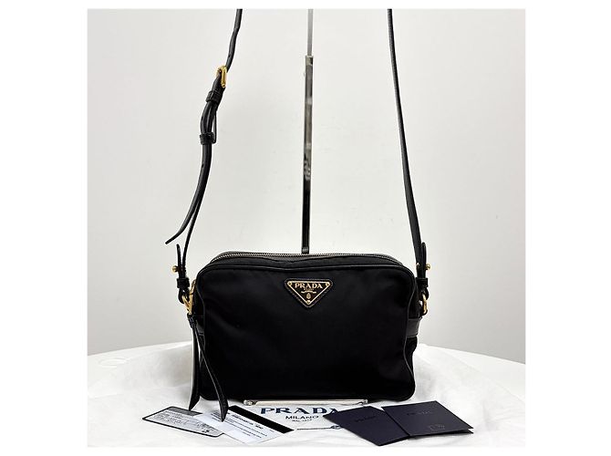 Prada Borsa a tracolla camera in nylon con logo Triangle Nero - vista 6