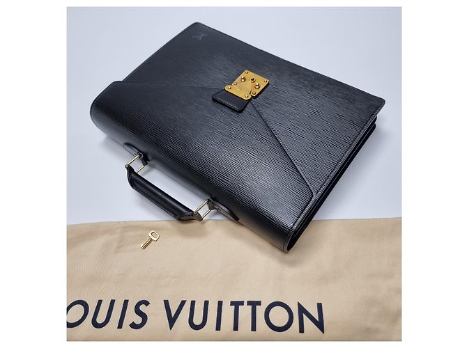 Louis Vuitton Porte-documents Epi Serviette Unisexe (Top Grade, Mallette) - vue 10