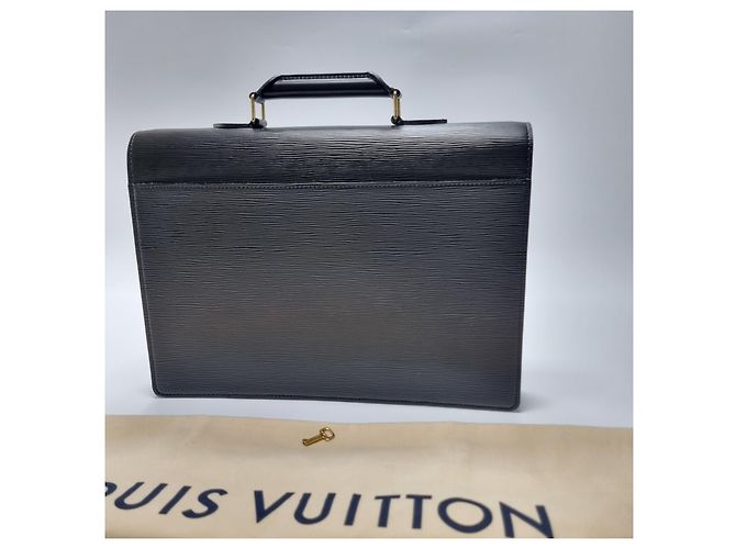 Louis Vuitton Porte-documents Epi Serviette Unisexe (Top Grade, Mallette) - vue 8
