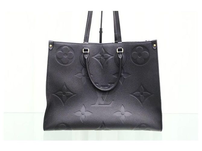 Louis Vuitton Bolso Tote Monogram Empreinte Onthego GM - vista 2