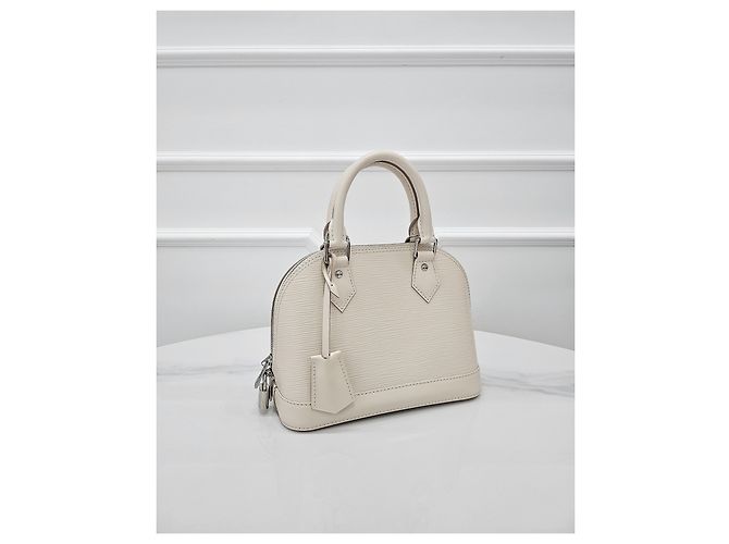 Louis Vuitton Alma BB Epi Quartz Pelle Marrone - vista 2