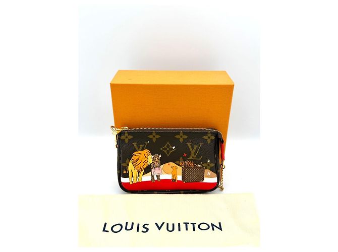 Louis Vuitton Mini Pochette Accessoires - vista 4