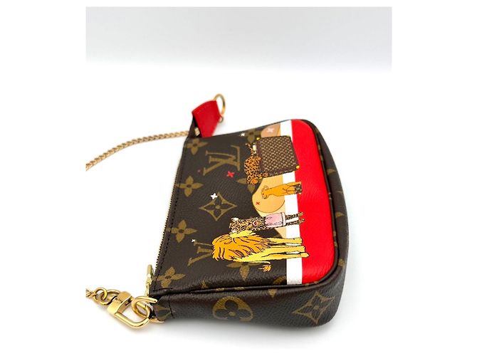 Louis Vuitton Mini Pochette Accessoires - vista 9