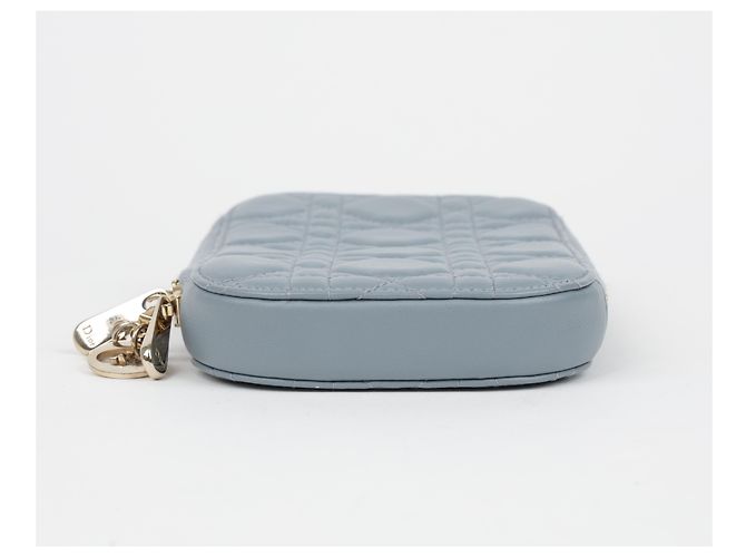 Dior Lady Cannage Handyhalter aus Lammleder Cloud Blue - Ansicht 5