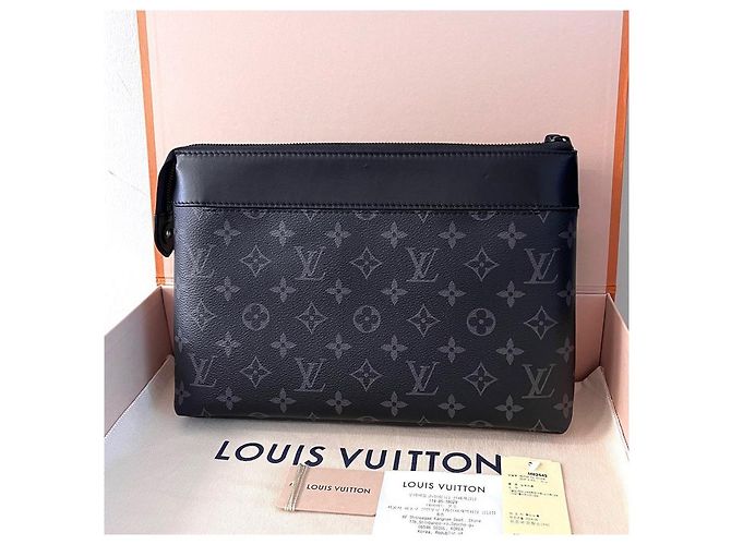 Louis Vuitton Clutch Pochette Voyage Supl Monogram Eclipse Pouch - vue 3