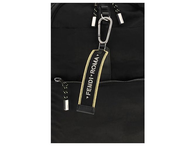 Fendi Sac à dos en polyamide noir - vue 3