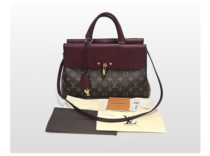 Louis Vuitton Bolsa de Ombro Venus em Monogram Canvas com Tom Dourado - vista 10