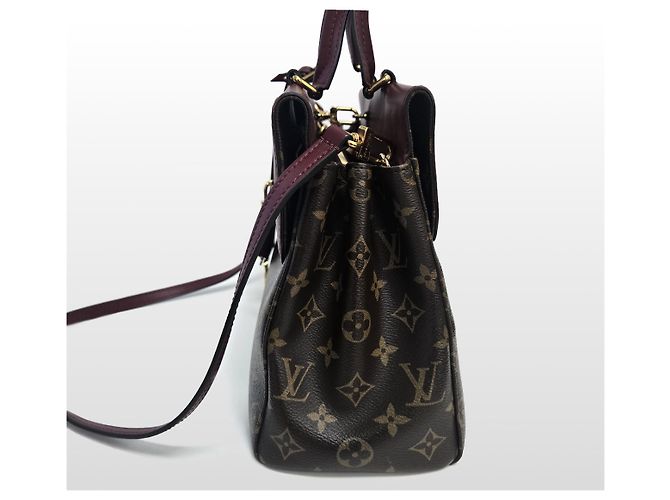 Louis Vuitton Bolsa de Ombro Venus em Monogram Canvas com Tom Dourado - vista 6