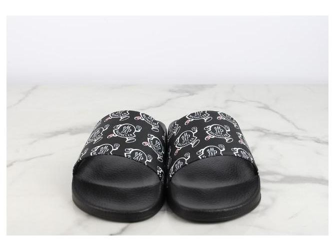 Moncler Ciabatte Basil Logo Slide Slipper Black - vista 3