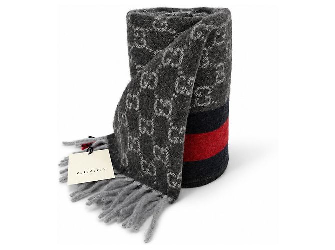 Gucci Sciarpa in cashmere e lana grigio antracite Monogram con strisce rosse e blu navy - vista 4