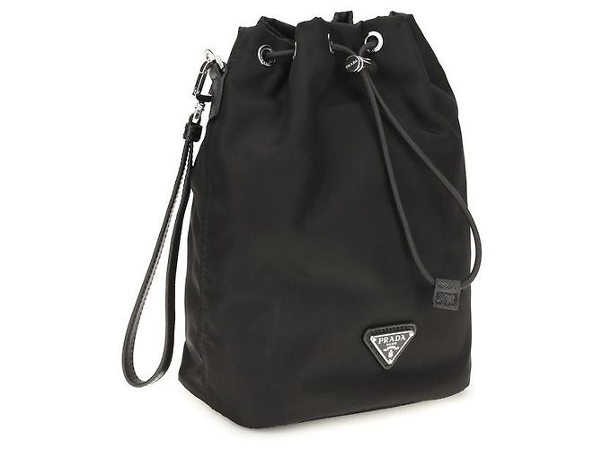 Prada Bucket Bag in Re-Nylon e pelle Saffiano nera - vista 2
