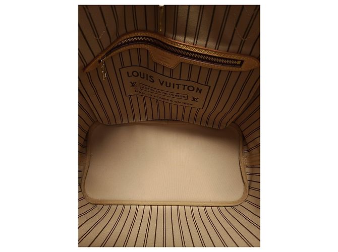 Louis Vuitton Monogram Neverfull Interior Chip in Rose Beige - vista 4