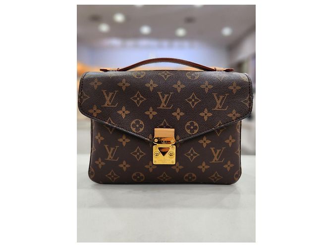 Metis Louis Vuitton Borsa a tracolla Monogram Pochette Métis - vista 3