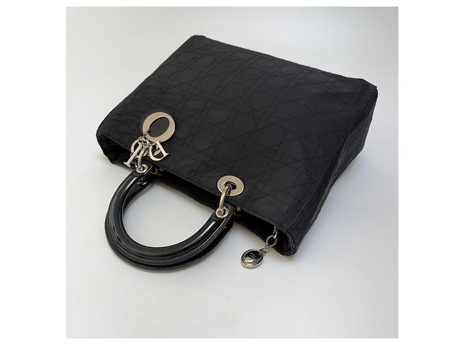 Dior Borsa Lady Cannage Tote Bag Black Silver Medium - vista 12