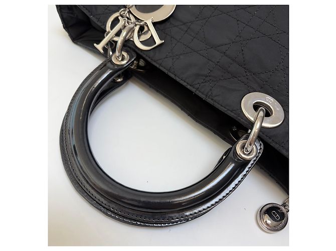 Dior Borsa Lady Cannage Tote Bag Black Silver Medium - vista 13
