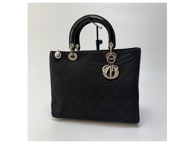 Dior Borsa Lady Cannage Tote Bag Black Silver Medium - vista 3