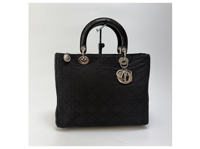 Dior Borsa Lady Cannage Tote Bag Black Silver Medium - vista 4