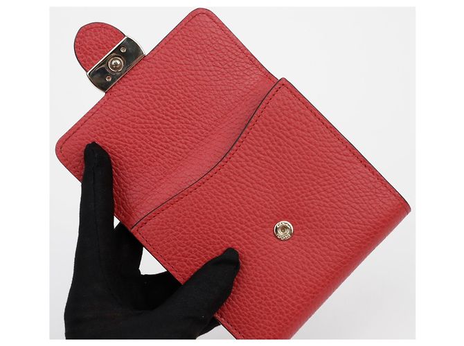 Gucci Rotes Leder-Wallet mit ineinandergreifendem Design - Ansicht 10