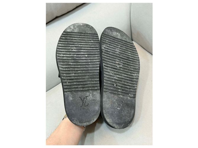 Louis Vuitton Monogram Slip-On Mule Size - view 3