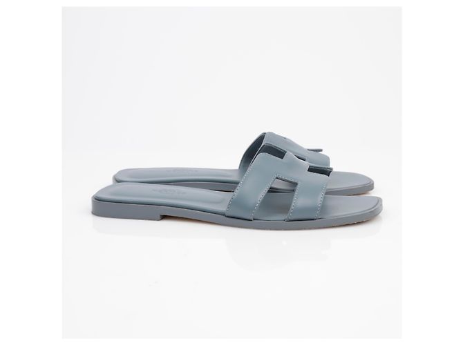 Sandali Hermès Oran in pelle marrone - vista 3