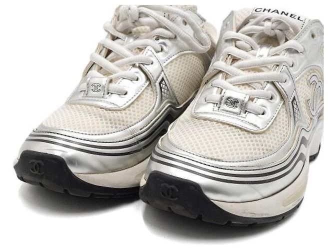 Chanel Sneakers Cruise CC White Silver - vista 5
