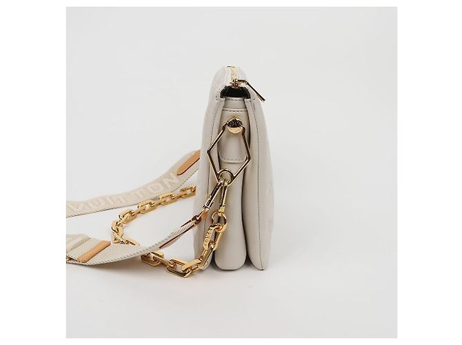 Louis Vuitton Borsa a spalla e clutch Coussin PM White - vista 3