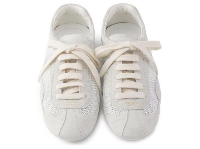 Prada Sneakers Monte Carlo Reissue in camoscio e mesh - vista 9