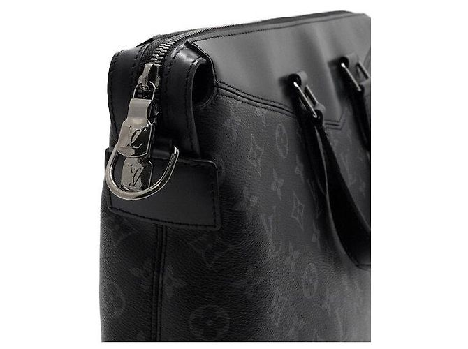 Louis Vuitton Borsetta Monogram Eclipse Explorer - vista 8