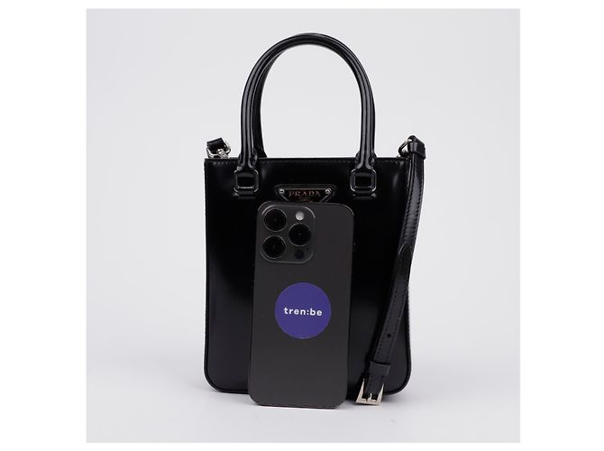 Prada Borsa Tote Small in Pelle Spazzolata con Logo Triangle Nero - vista 12