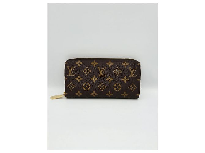 Louis Vuitton Cartera con Cremallera Monogram Fuchsia - vista 6